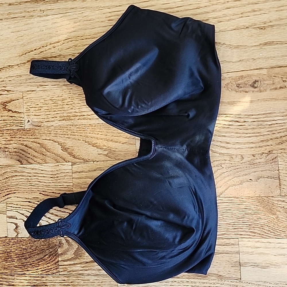 (38DD) Bali Elegant Black Women's Bra Satin Silky Underwire Feminine Soft Comfy